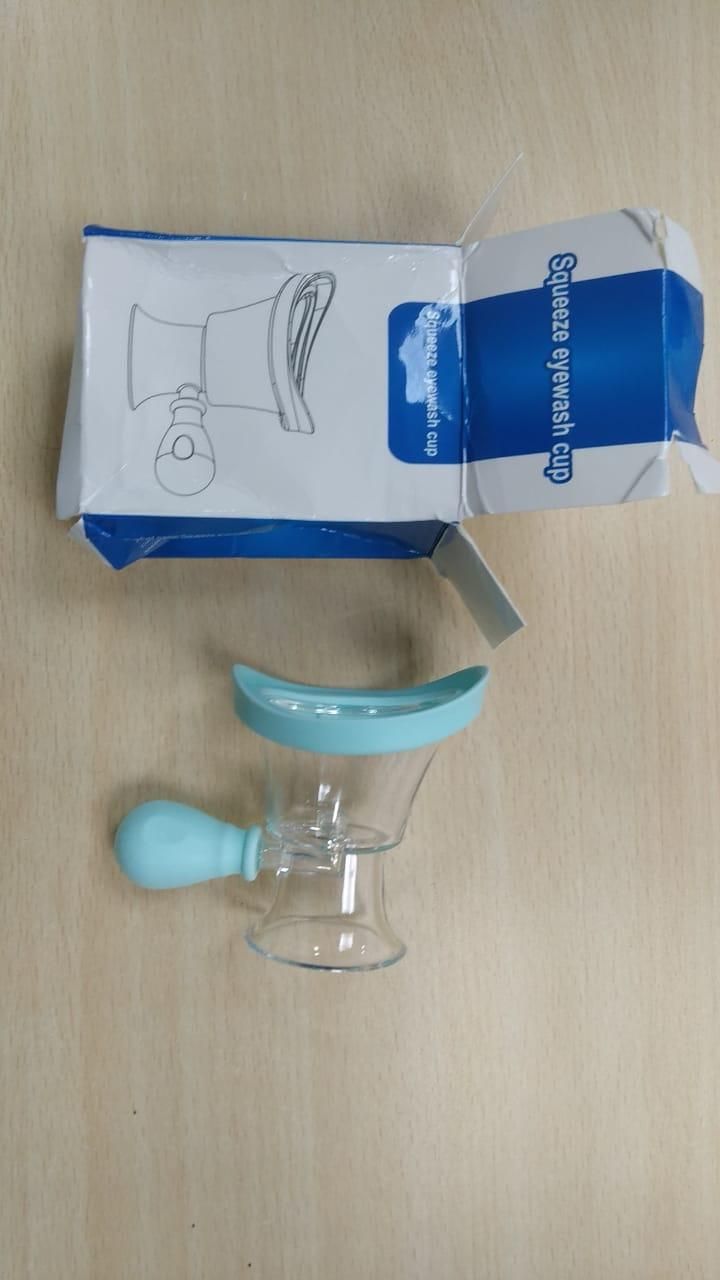 Portable Eye Cups for Eye Wash with Air Valve